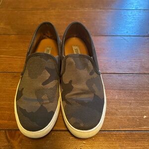 Steve Madden Camouflage Slip-On Sneakers